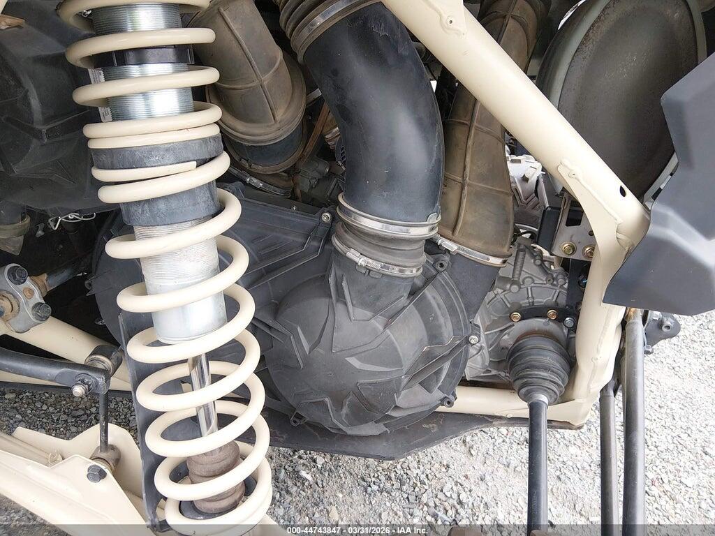 3JBVNAV2XMK003495 2021 CAN-AM MAVERICK X3 MAX photo no. 9