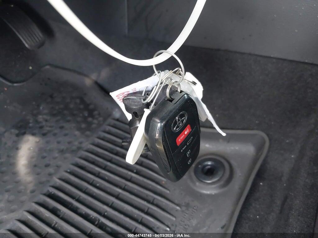 JTDBCMFE8T3121324 2026 TOYOTA COROLLA HYBRID photo no. 11
