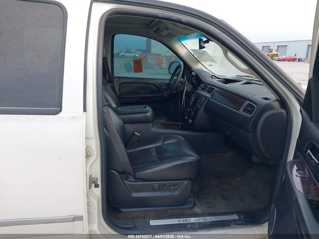 1GKFK06209R237646 2009 GMC YUKON XL 1500 photo no. 5
