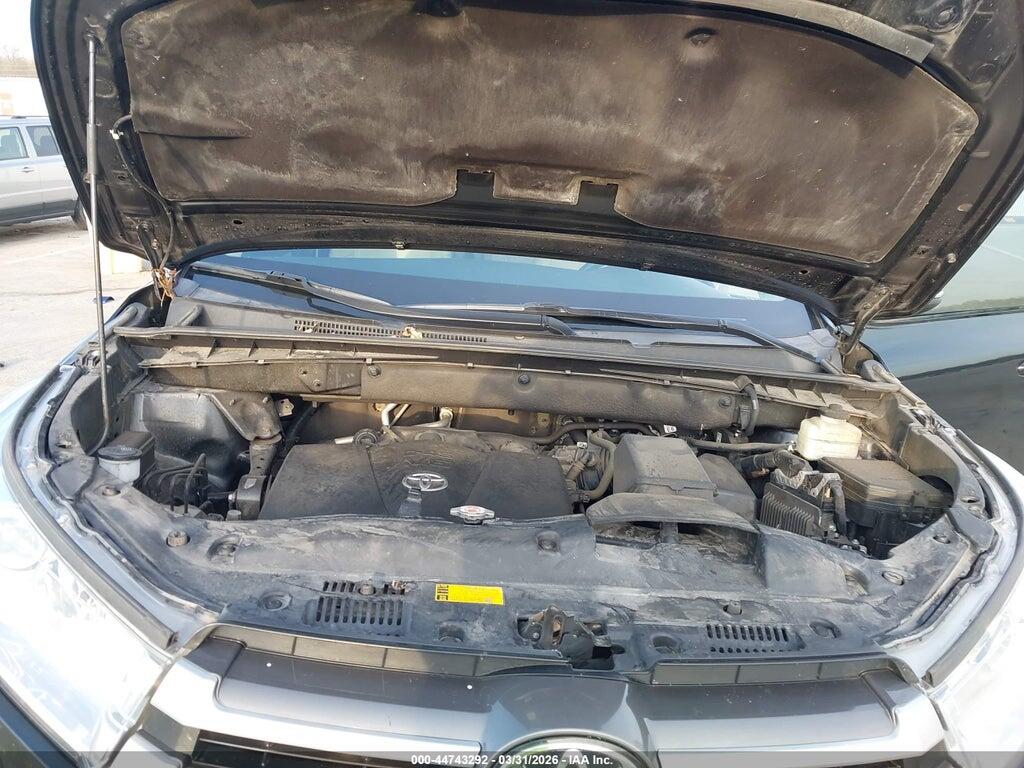 5TDJZRFH8JS554235 2018 TOYOTA HIGHLANDER photo no. 10
