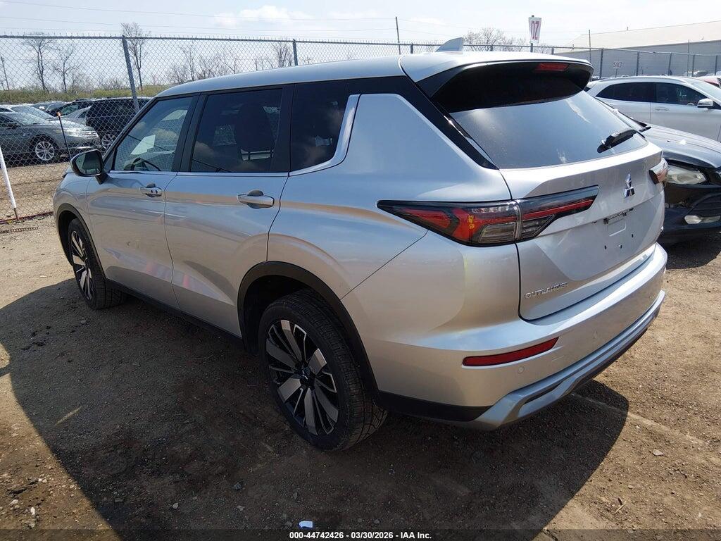 JA4J3VA86SZ015916 2025 MITSUBISHI OUTLANDER photo no. 3