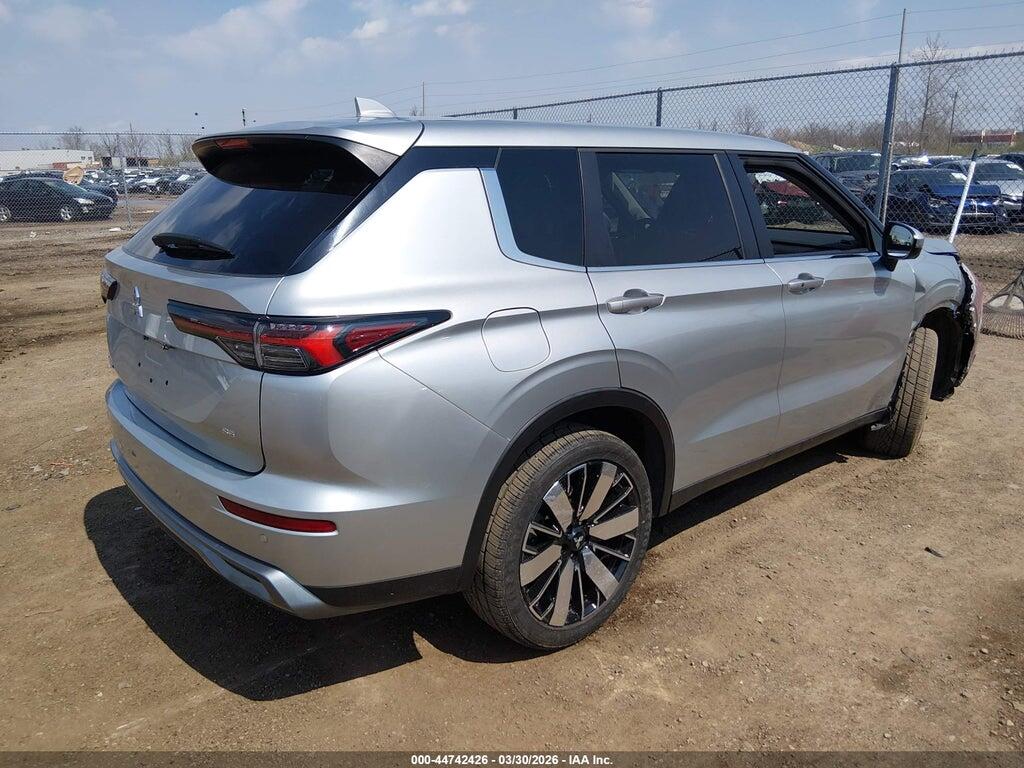 JA4J3VA86SZ015916 2025 MITSUBISHI OUTLANDER photo no. 4