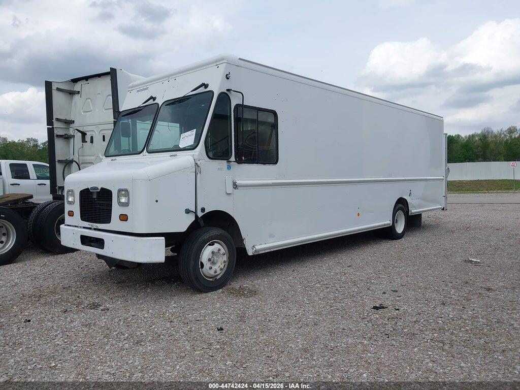 4UZAC3DV8CCBT7157 2012 FREIGHTLINER CHASSIS photo no. 2