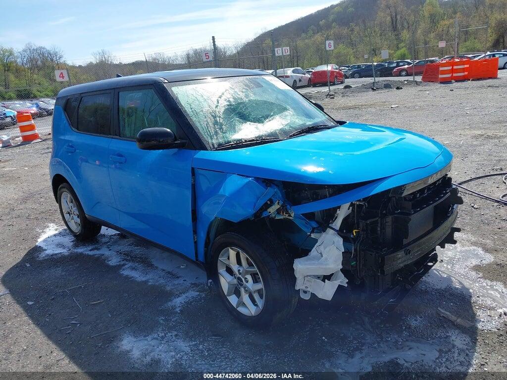 KNDJ23AU6P7204126 2023 KIA SOUL photo no. 1