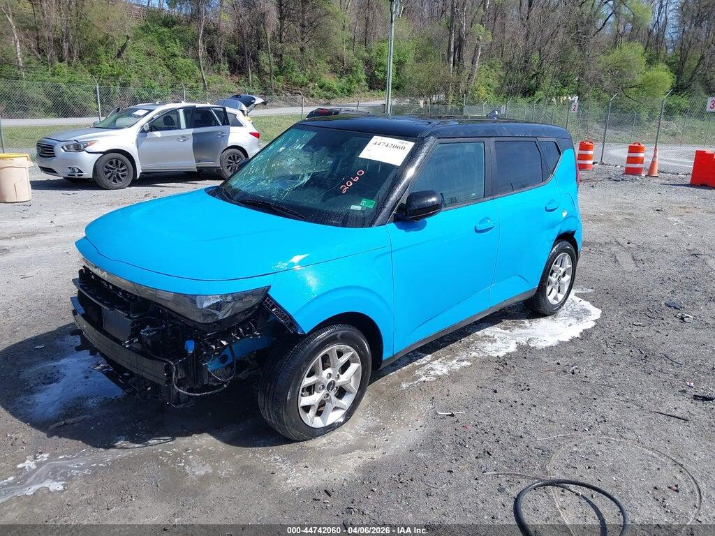 KNDJ23AU6P7204126 2023 KIA SOUL photo no. 2