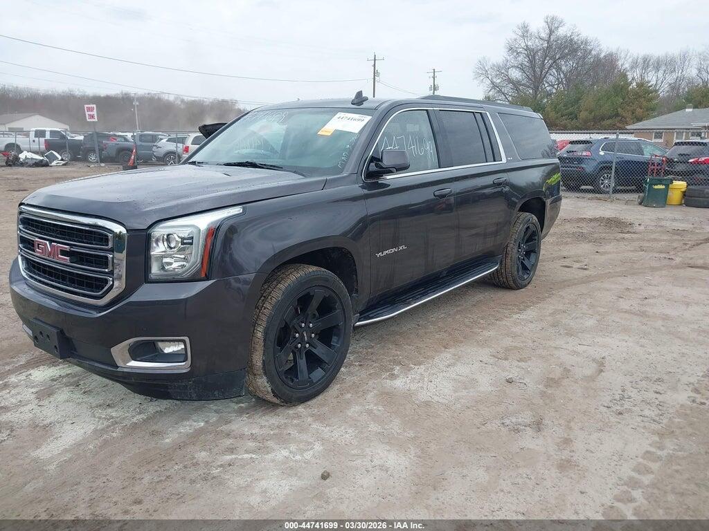 1GKS2FKC7HR356485 2017 GMC YUKON XL photo no. 2