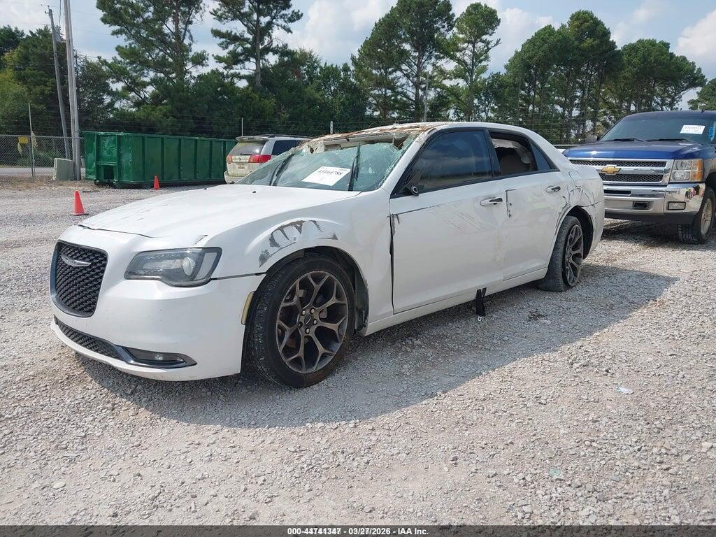 2C3CCAAG5JH293367 2018 CHRYSLER 300 photo no. 2