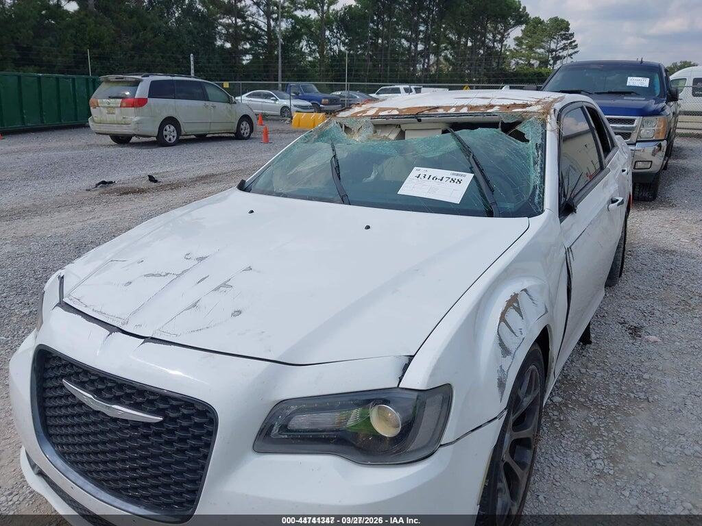 2C3CCAAG5JH293367 2018 CHRYSLER 300 photo no. 6