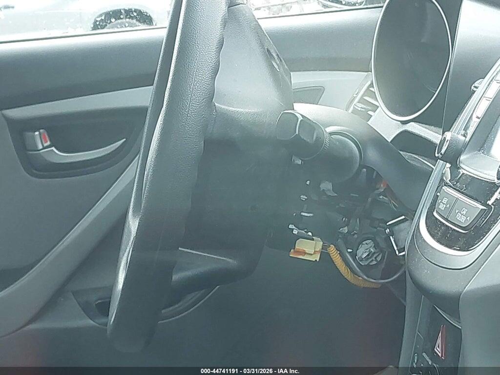 5NPDH4AE6FH618544 2015 HYUNDAI ELANTRA photo no. 6