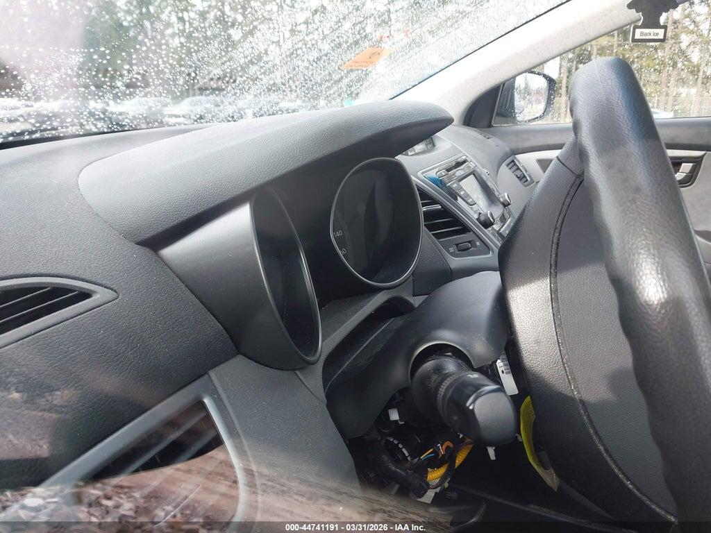 5NPDH4AE6FH618544 2015 HYUNDAI ELANTRA photo no. 7