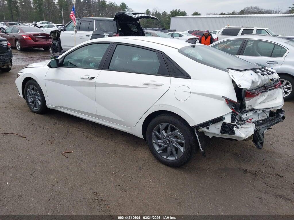 KMHLM4DG3RU759923 2024 HYUNDAI ELANTRA photo no. 3