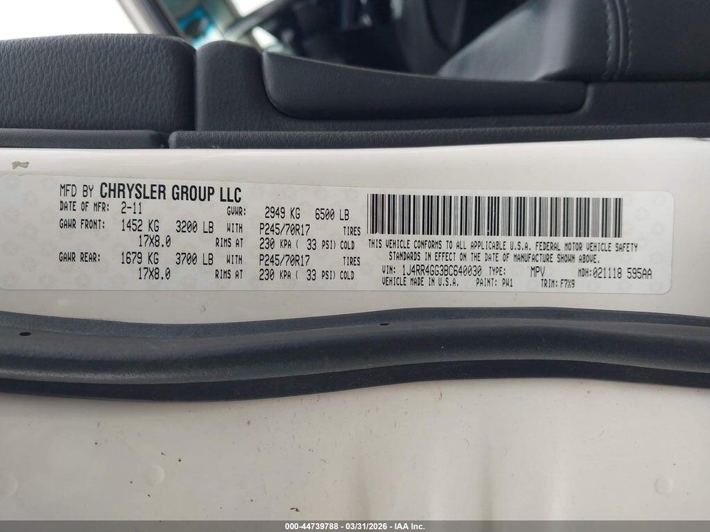 1J4RR4GG3BC640030 2011 JEEP GRAND CHEROKEE photo no. 9