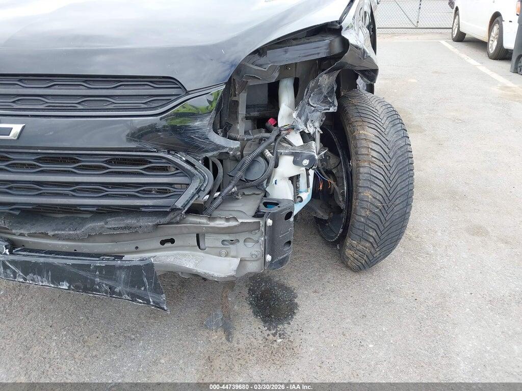 2GNALCEK7H1578952 2017 CHEVROLET EQUINOX photo no. 6
