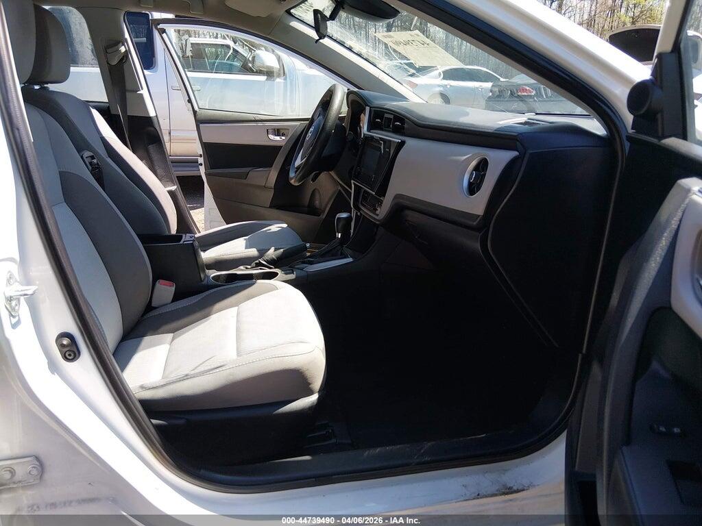 5YFBURHE3HP731895 2017 TOYOTA COROLLA photo no. 5