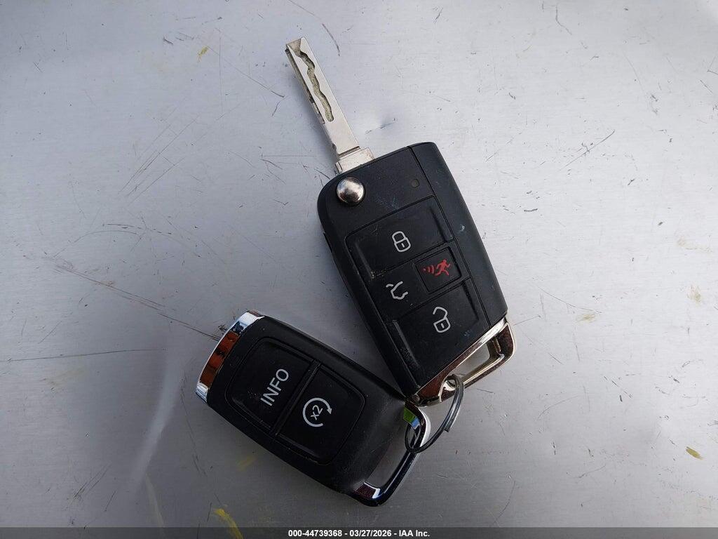 3VV3B7AX6MM056895 2021 VOLKSWAGEN TIGUAN photo no. 11