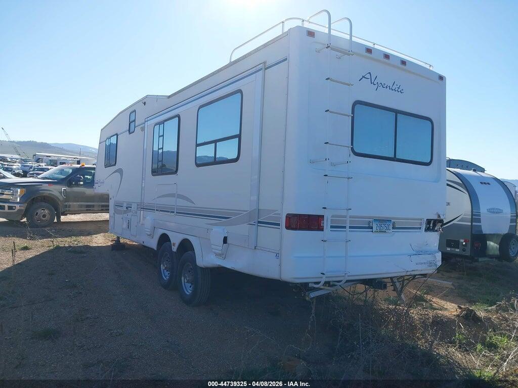 1W53ATN27YY031353 2000 ALP TL photo no. 3
