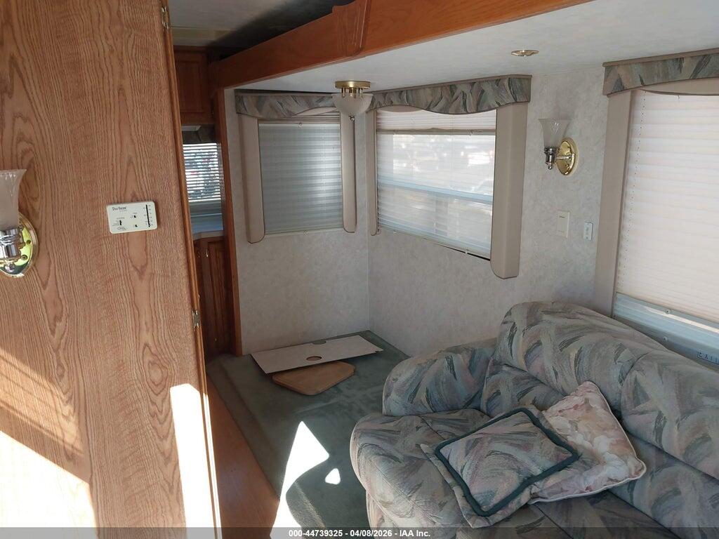 1W53ATN27YY031353 2000 ALP TL photo no. 5