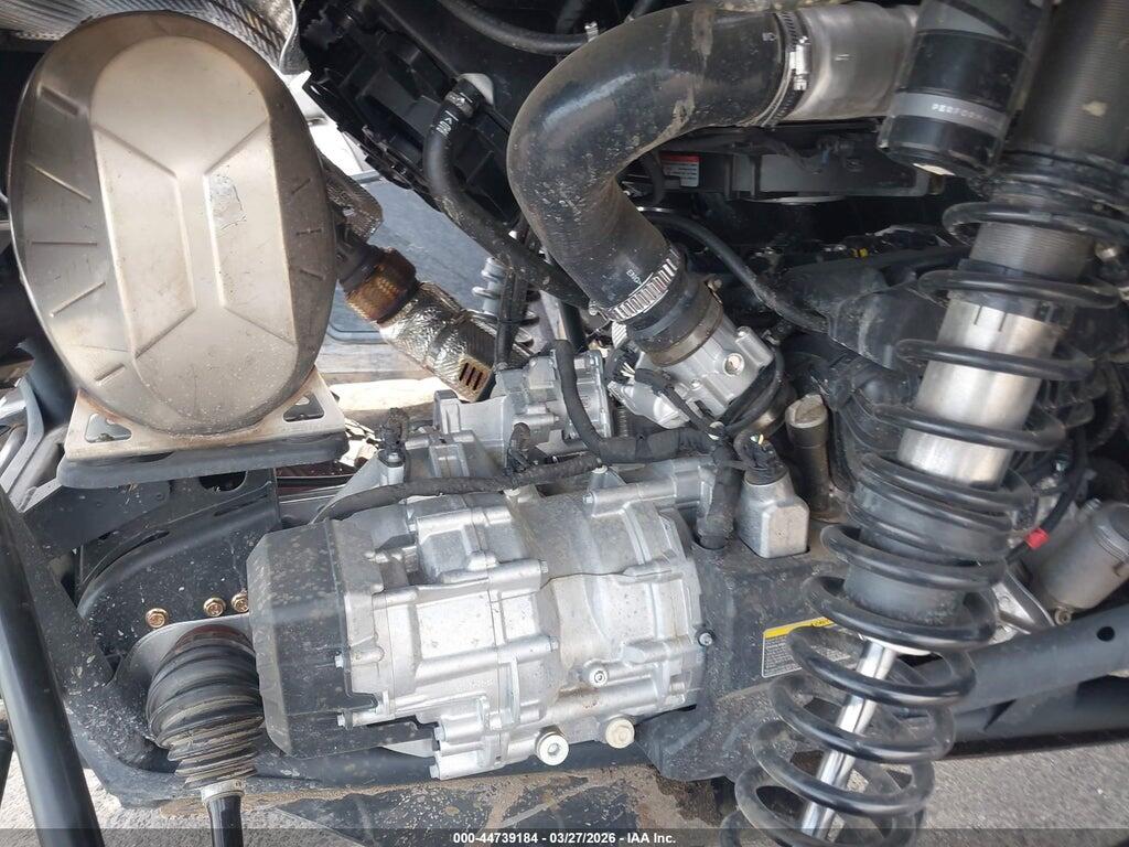 3JB8JAT2XSE000037 2025 CAN-AM MAVERICK R photo no. 8