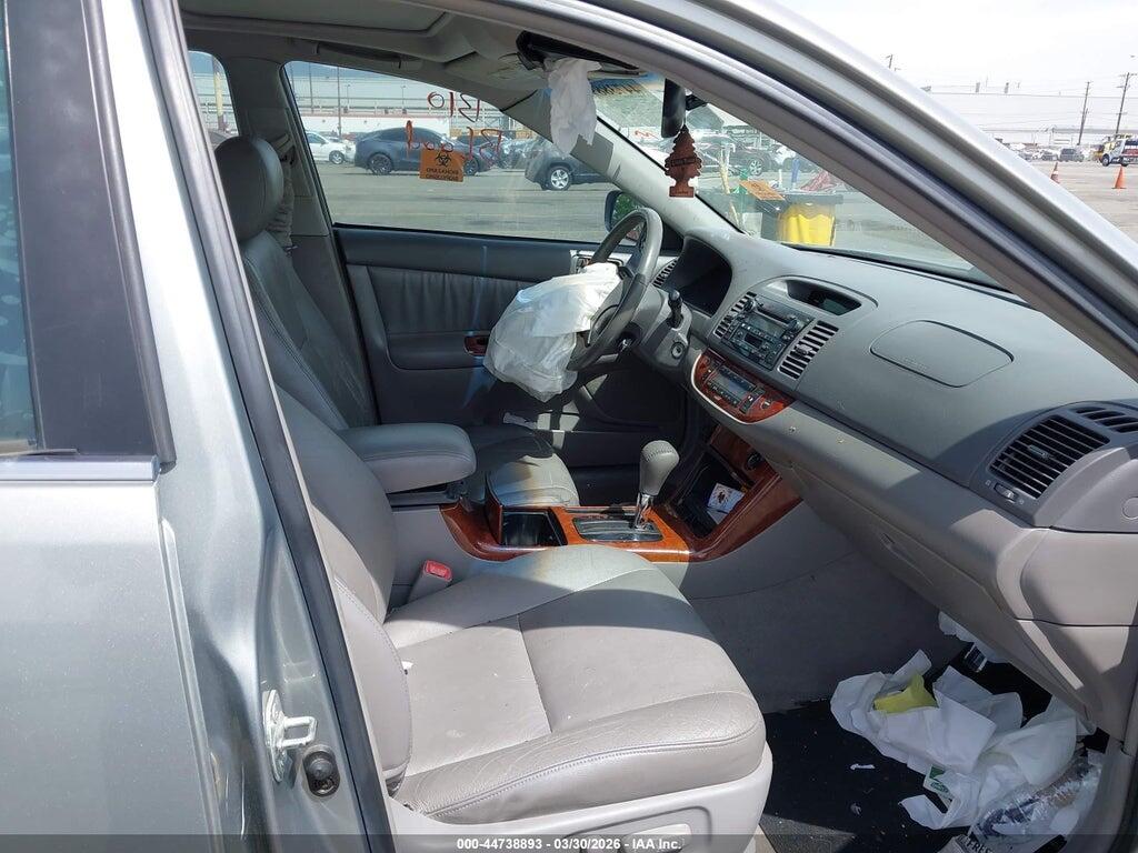 4T1BF32KX5U608983 2005 TOYOTA CAMRY photo no. 5