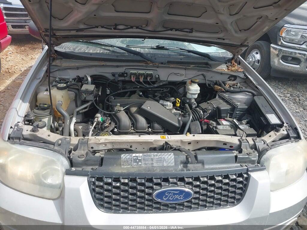 1FMCU04177KA06781 2007 FORD ESCAPE photo no. 10