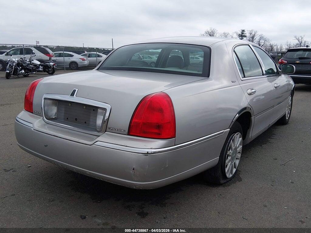 1LNHM83W96Y609471 2006 LINCOLN TOWN CAR photo no. 4