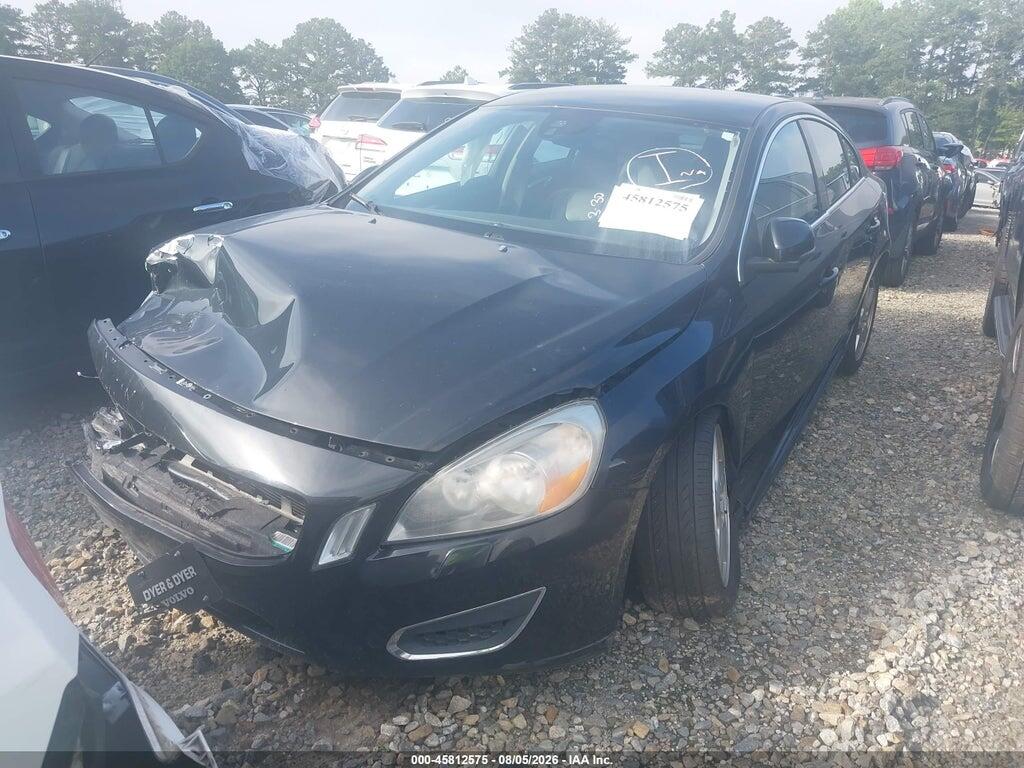 YV1612FS1D1220530 2013 VOLVO S60 photo no. 2