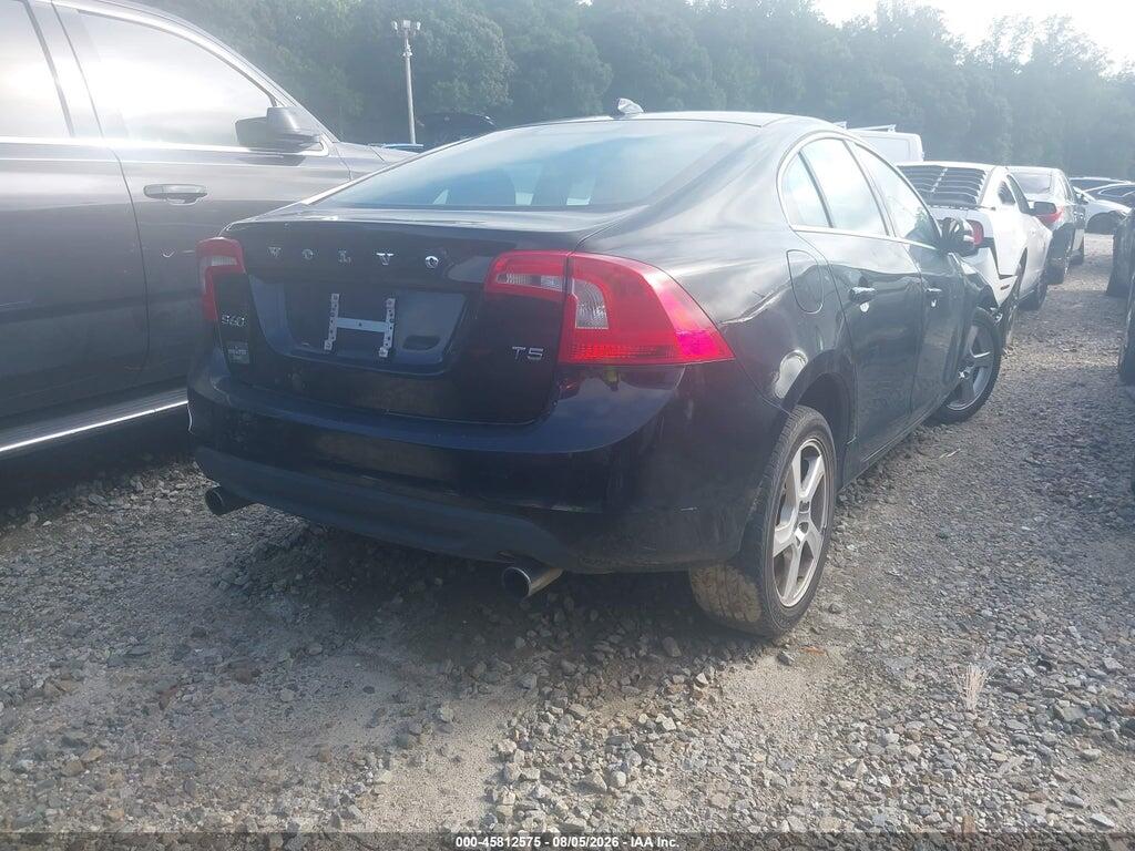 YV1612FS1D1220530 2013 VOLVO S60 photo no. 4
