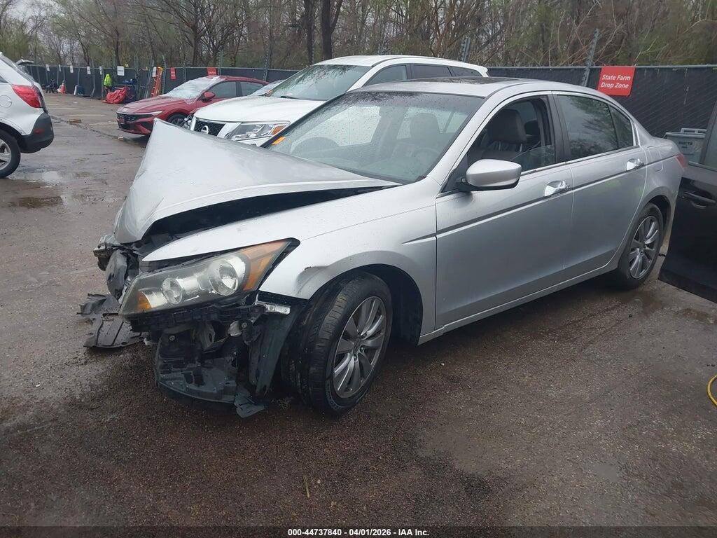 1HGCP2F81CA003331 2012 HONDA ACCORD photo no. 2