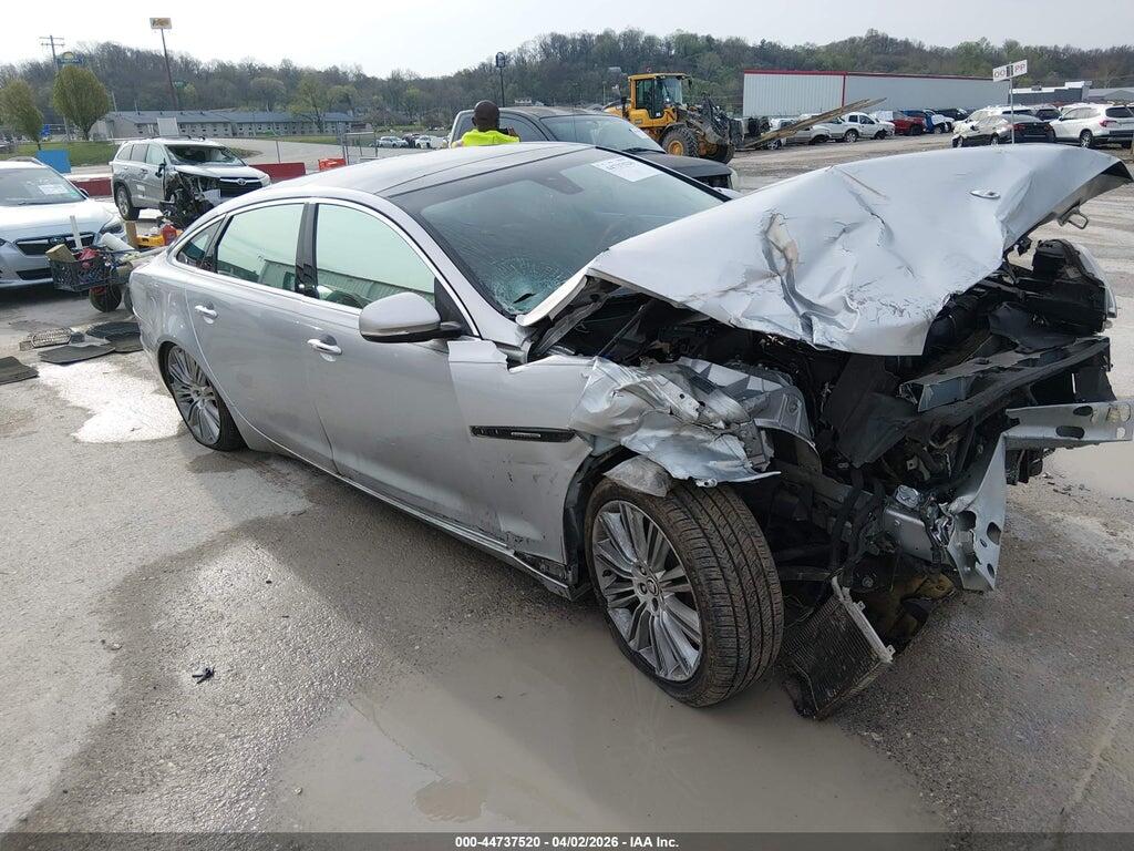 SAJWA2GE2CMV31834 2012 JAGUAR XJ photo no. 1