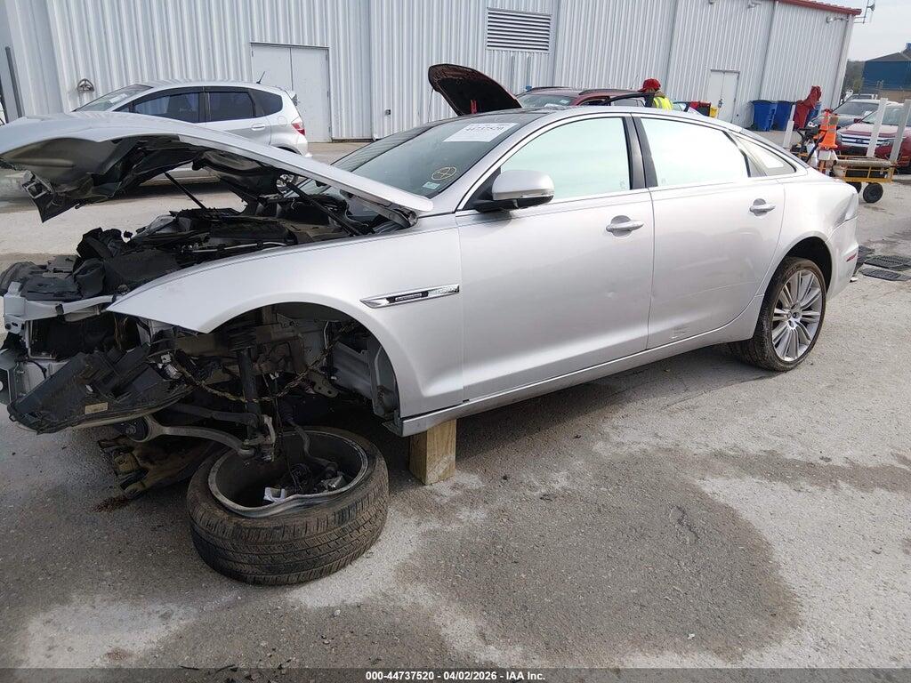 SAJWA2GE2CMV31834 2012 JAGUAR XJ photo no. 2