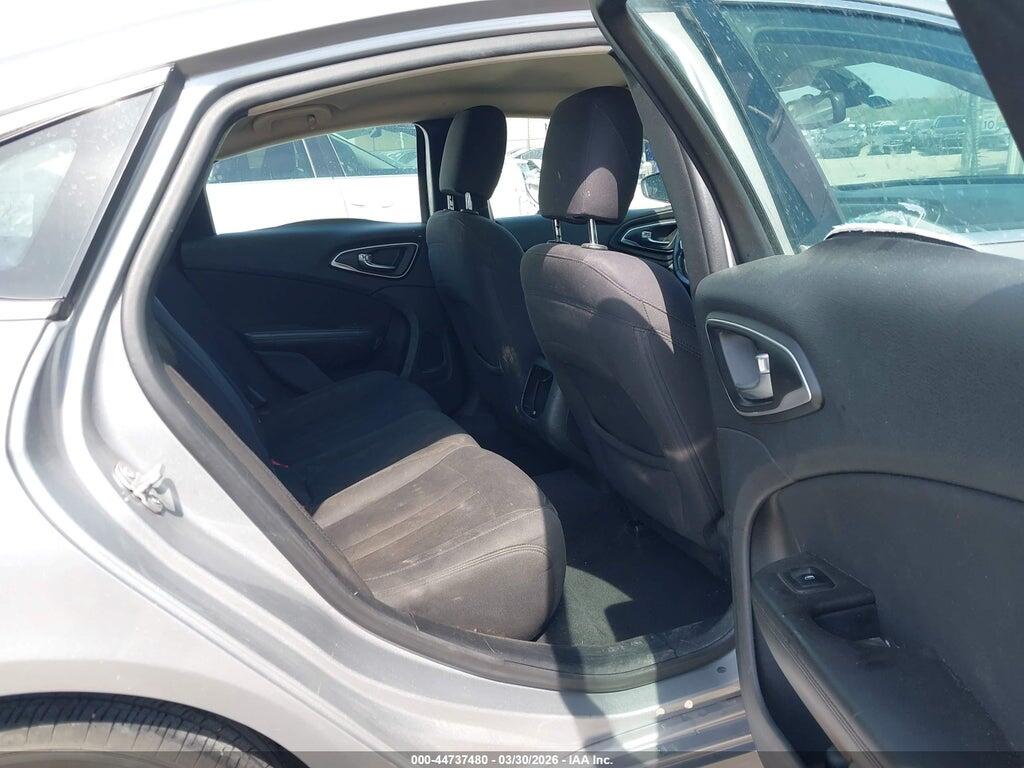 1C3CCCAB6FN611382 2015 CHRYSLER 200 photo no. 8
