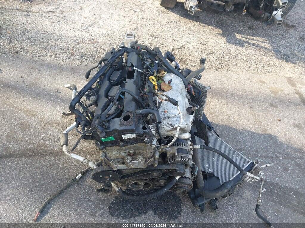 1C4PJLCB2KD128505 2019 JEEP CHEROKEE photo no. 10