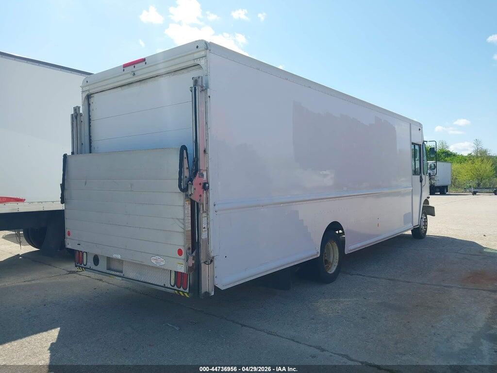 4UZAC3DV2ECFW4532 2014 FREIGHTLINER CHASSIS photo no. 4