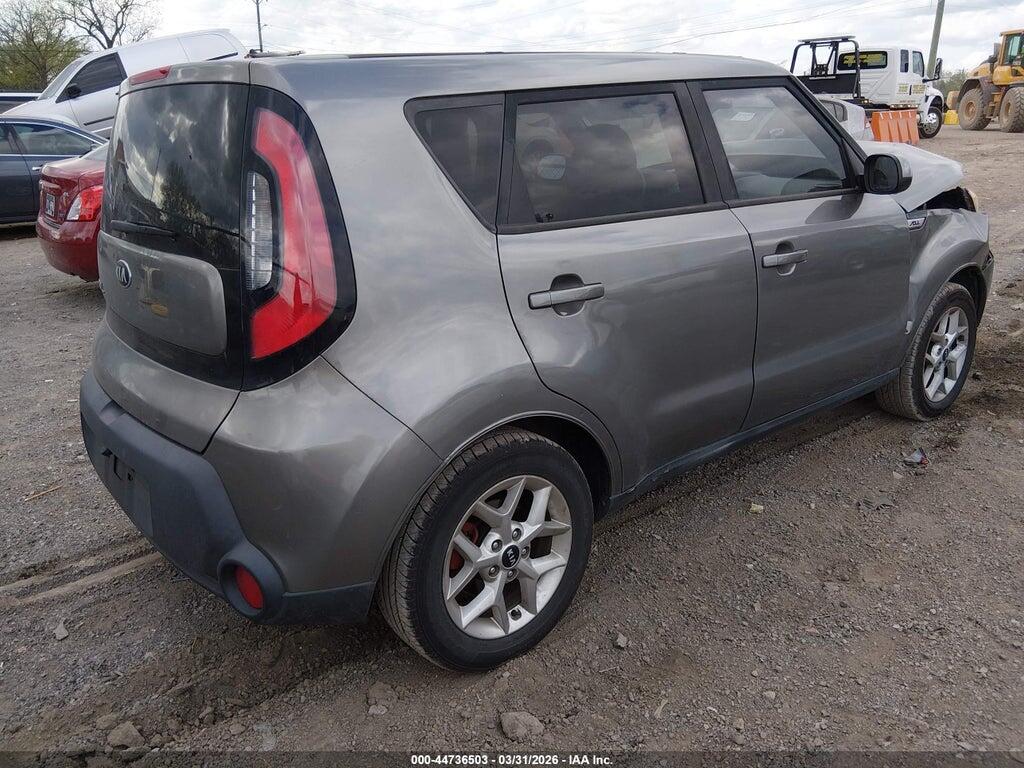 KNDJN2A23G7315832 2016 KIA SOUL photo no. 4
