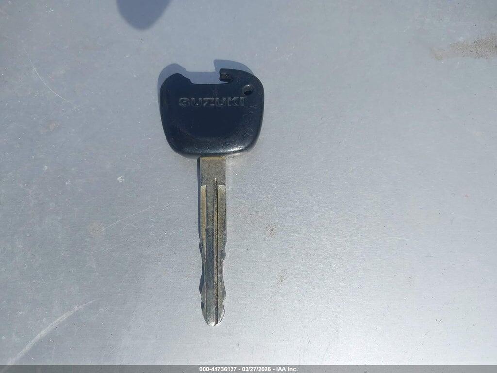 JS2RC41H535206308 2003 SUZUKI AERIO SX photo no. 11