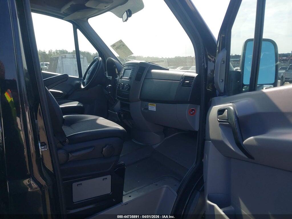 WDZPE7CD2JP606478 2018 MERCEDES-BENZ SPRINTER 2500 photo no. 5