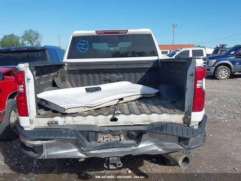 1GC4YNEY4MF320060 2021 CHEVROLET SILVERADO 2500HD photo no. 8