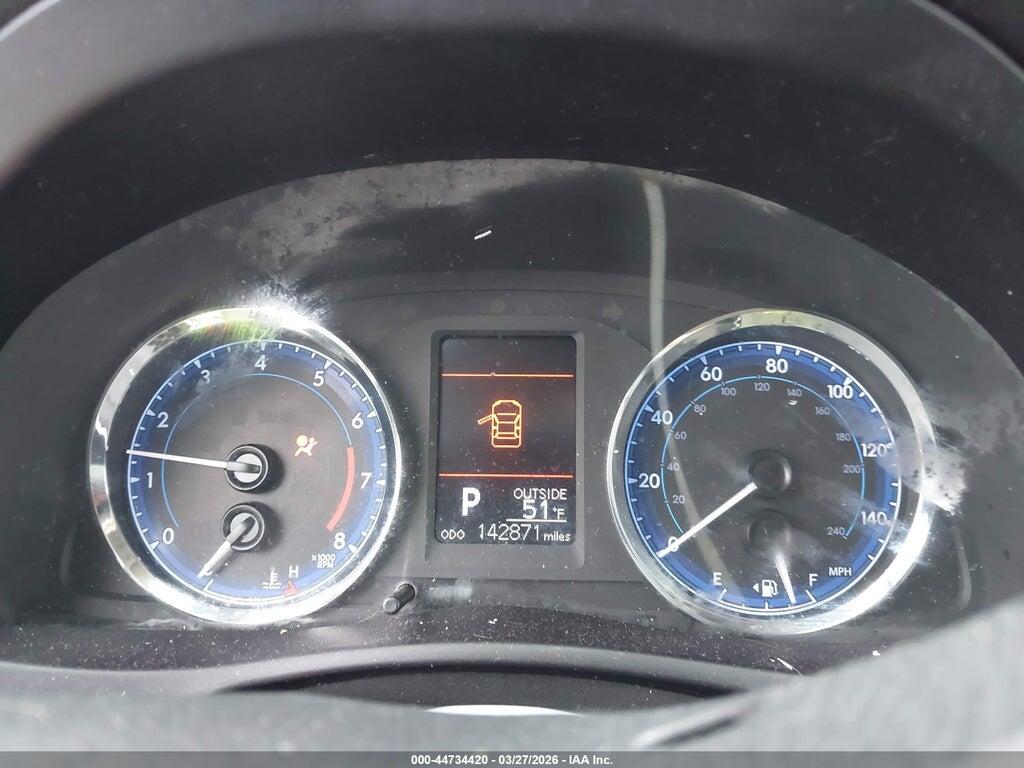 5YFBURHE4HP686188 2017 TOYOTA COROLLA photo no. 7