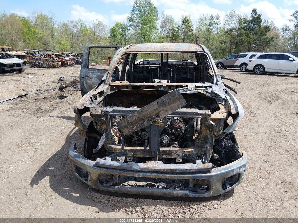 1N6AA1E50JN513438 2018 NISSAN TITAN photo no. 6