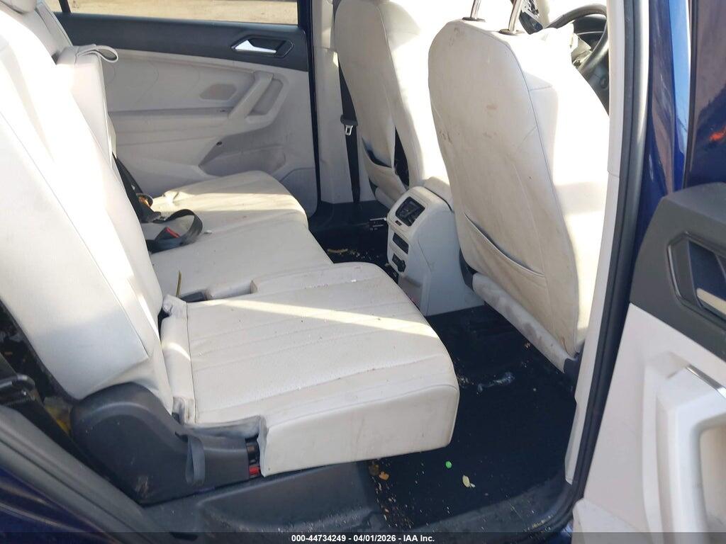 3VV3B7AX0PM091100 2023 VOLKSWAGEN TIGUAN photo no. 8