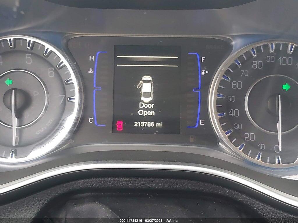 1C3CCCAB4GN137546 2016 CHRYSLER 200 photo no. 7