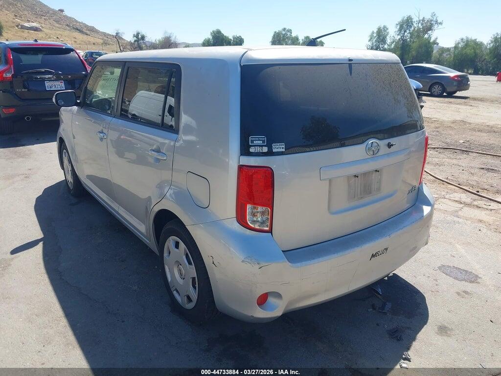 JTLZE4FE7CJ005427 2012 SCION XB photo no. 3