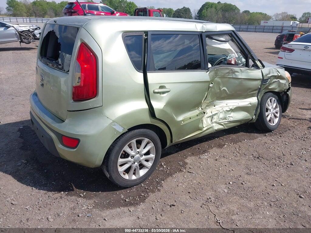 KNDJT2A69D7545363 2013 KIA SOUL photo no. 4