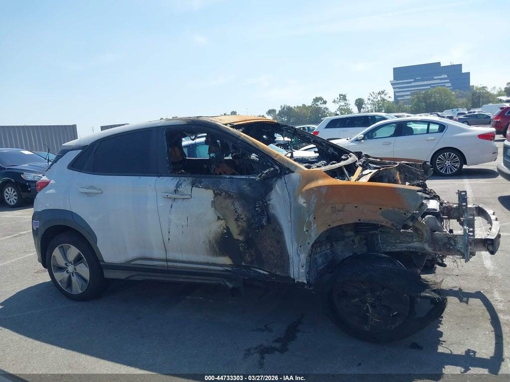 KM8K33AG4KU024452 2019 HYUNDAI KONA EV photo no. 12