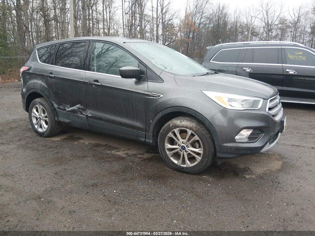 1FMCU0GD4HUD49589 2017 FORD ESCAPE photo no. 1