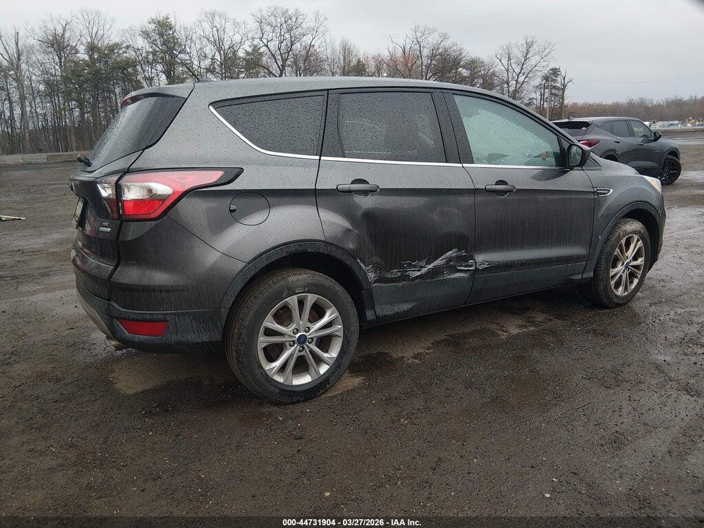 1FMCU0GD4HUD49589 2017 FORD ESCAPE photo no. 4