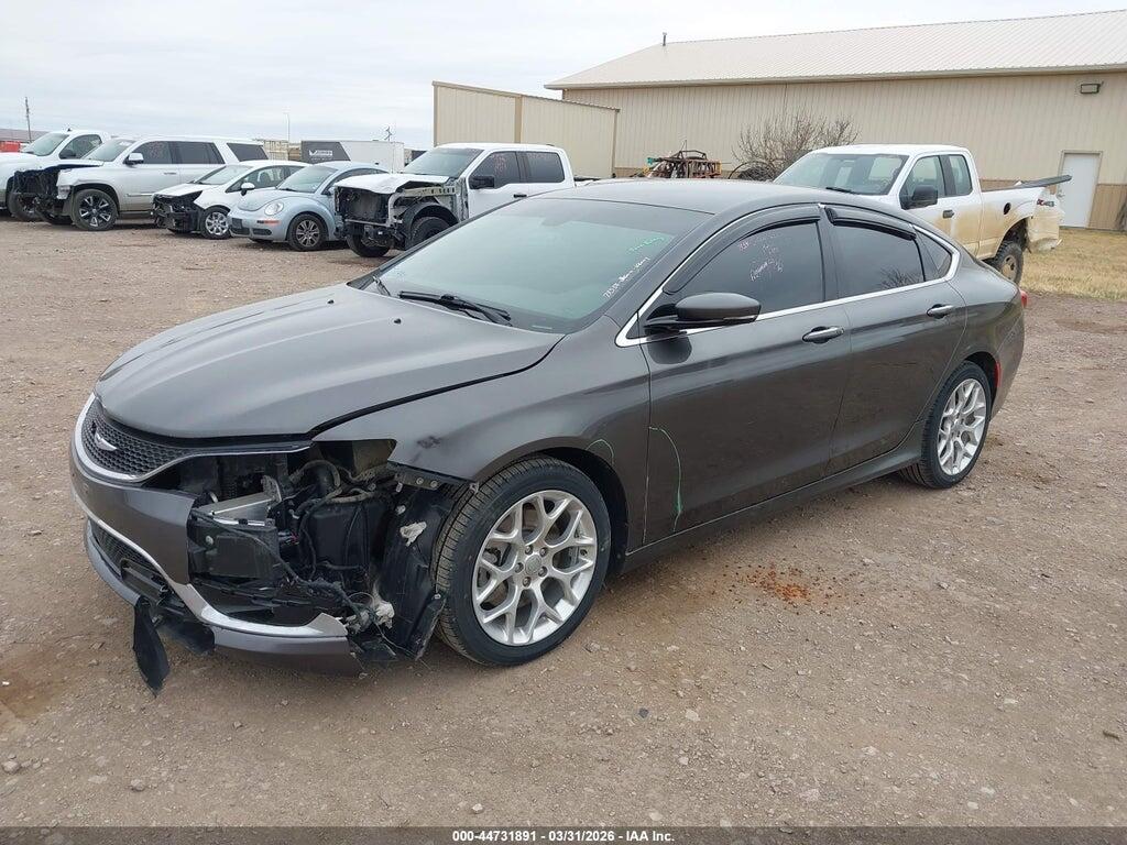 1C3CCCEG8GN135742 2016 CHRYSLER 200 photo no. 2