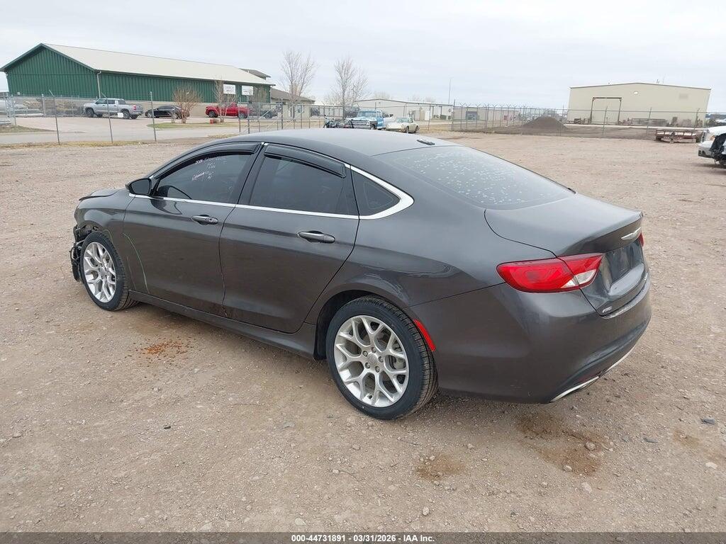 1C3CCCEG8GN135742 2016 CHRYSLER 200 photo no. 3