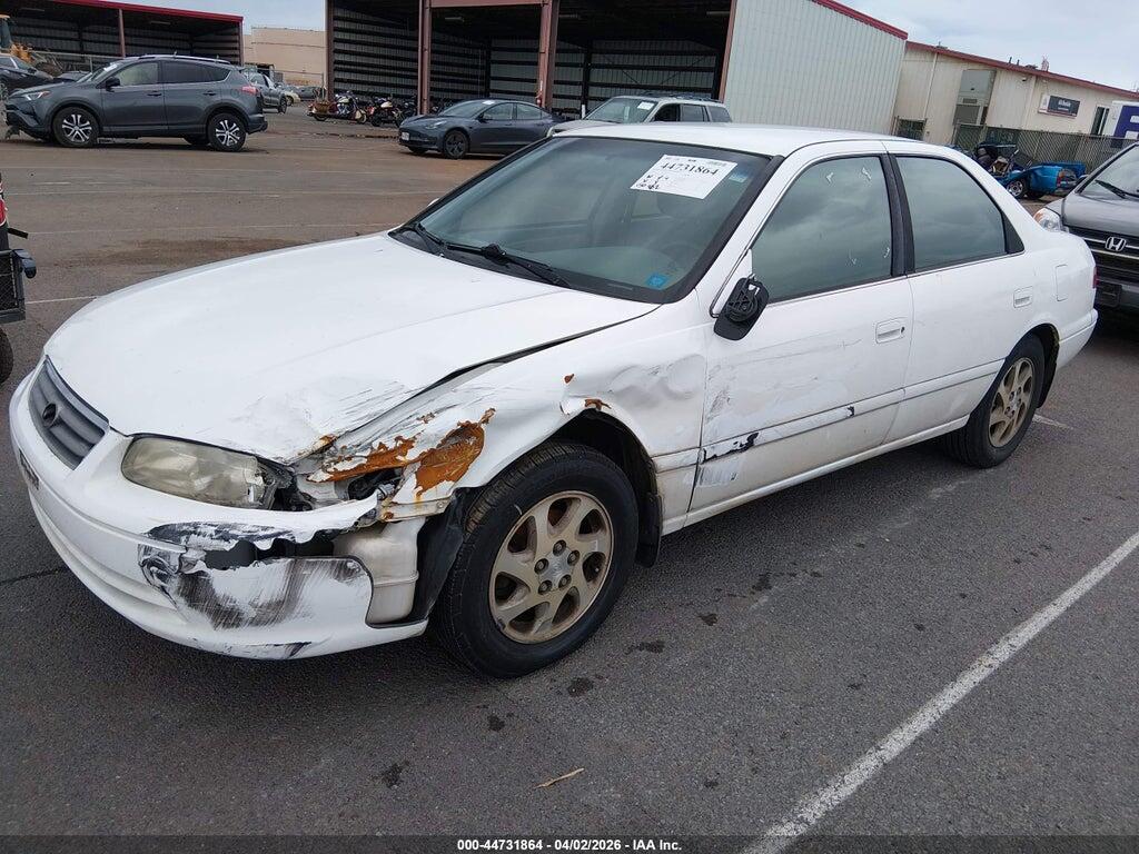 JT2BF22K0Y0263143 2000 TOYOTA CAMRY photo no. 2