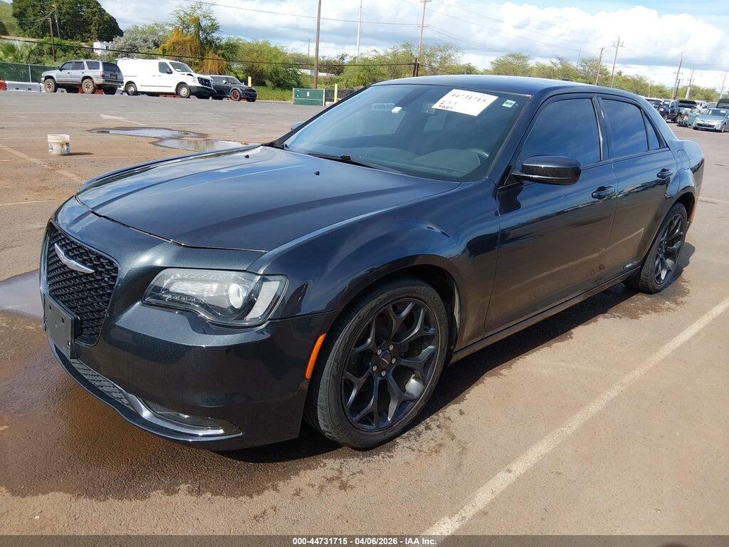 2C3CCABG1KH559810 2019 CHRYSLER 300 photo no. 2
